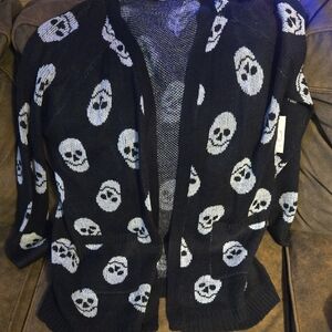 No Boundaries Black and White Skull Cardigan With 2 Front Pockets Size XL